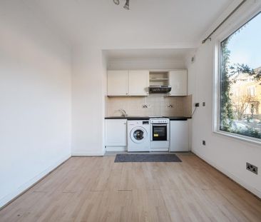 Studio to rent - Photo 6