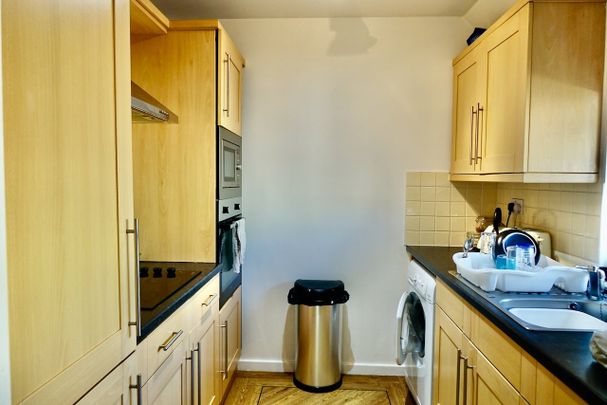 1 Bed Flat, Buslingthorpe Lane, LS7 - Photo 1