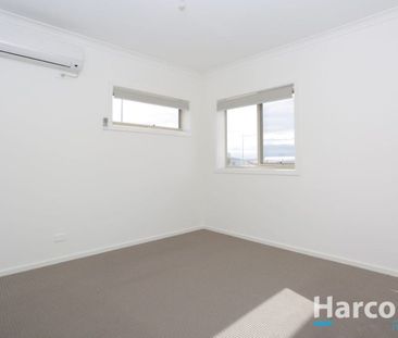 Modern 2-Bedroom Apartment in Truganina - Photo 4