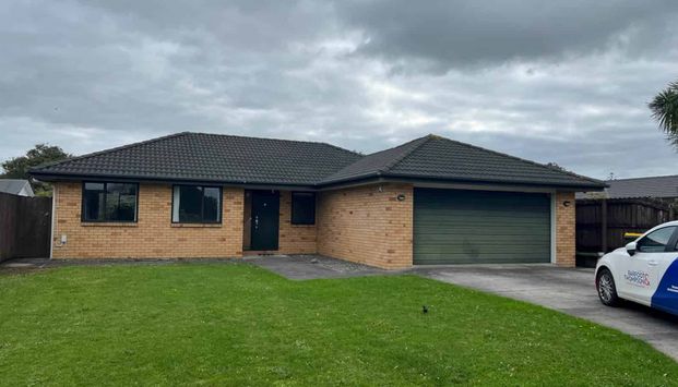 Spacious Family Home in a Quiet Cul-de-Sac - Photo 1