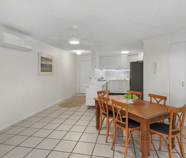 Beachfront Living - Fully Furnished Spacious Ground Floor Apartment - Photo 4