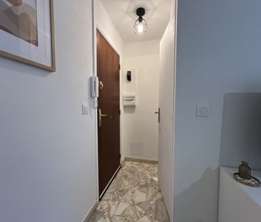 Location Appartement 1 pièce 24m² CANNES 06400 - Photo 6