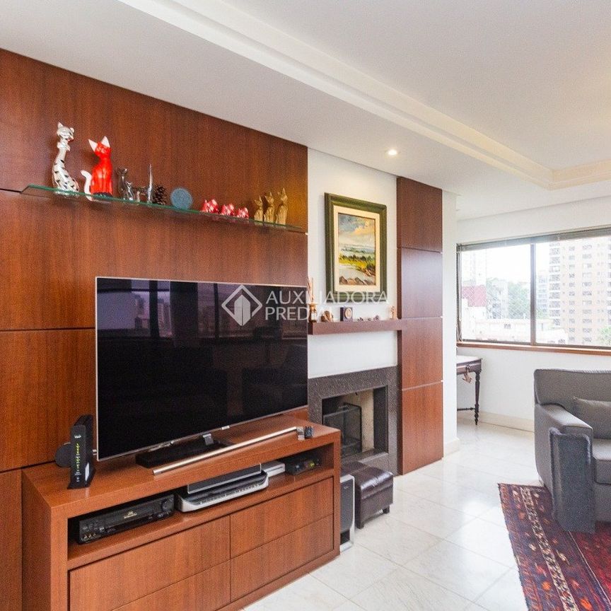 Apartamento com 3 quartos e 133m² para alugar em Petrópolis, Porto Alegre. - Photo 1