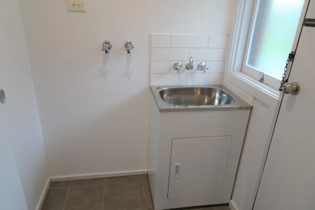 Spacious Renovated Unit - Photo 3