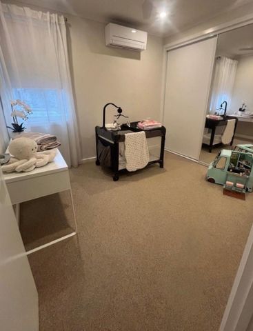 Sophisticated Contemporary Living in a Prestigious Glen Iris Locale - Photo 4