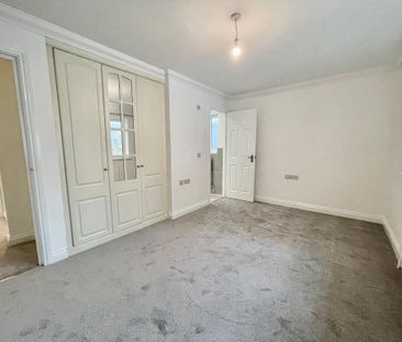 2 bedroom maisonette to rent - Photo 2