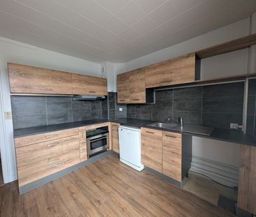 Location Appartement 3 pièces 67m² - Photo 4