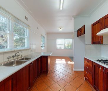 17 Bardia Road, Shortland NSW 2307 - Photo 1