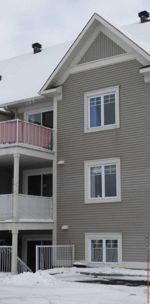 LOGEMENT A LOUER 5 1/2 a Mont St-Hilaire ( 3 chambres ) pour le premier Juillet 2026 - Photo 1