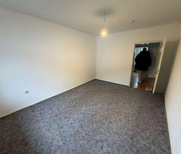 Ihr neues Zuhause: Lichtdurchflutete 2-Zimmer-Wohnung mit Balkon - Photo 1