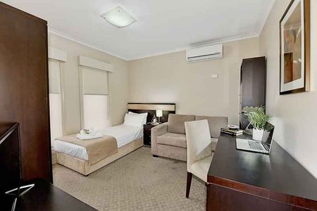 Room 7 (Non Ensuite) - Photo 5