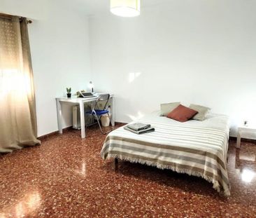 Carrer de Vázquez de Mella, Burjassot, Valencian Community 46100 - Photo 6