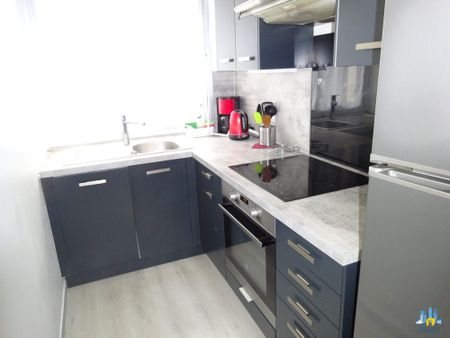 Location Appartement 2 pièces 46m² COURBEVOIE 92400 - Photo 5