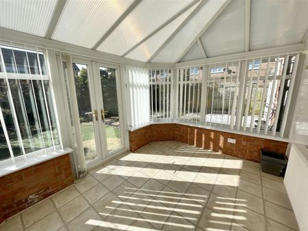 Jarvis Walk, Owton Manor, Hartlepool - Photo 4