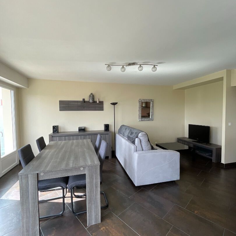 Location Appartement 3 pièces 72m² - Photo 1