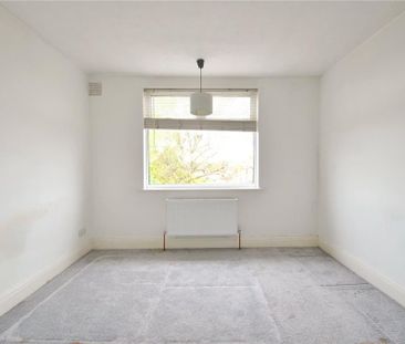 4 bedroom terraced house to rent - Photo 2