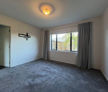 17A Vickerys Road, Wigram - Photo 4