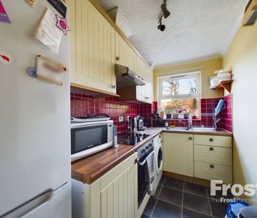 Pullmans Place, Staines-upon-Thames, Surrey,TW18 - Photo 3