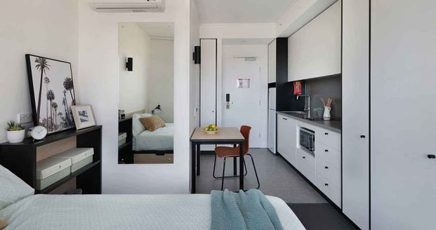 Premium Studio Apartment - Photo 1