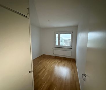 Karlavagnsgatan 6 -3rok(lgh 6804) - Foto 2