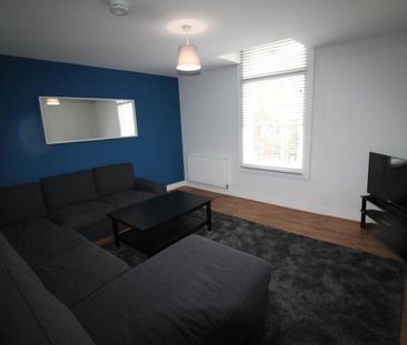 8 bedroom townhouse to rent - Photo 1