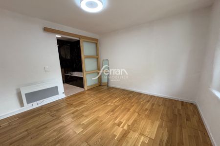 Location Appartement 2 pièces 42m² SALERNES 83690 - Photo 4