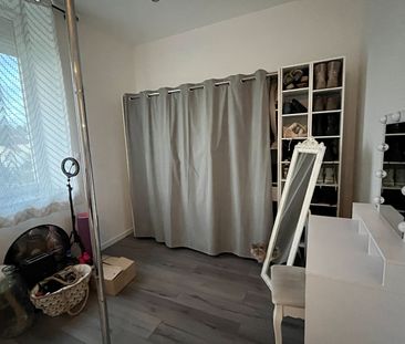 Location Appartement 2 pièces 55m² - Photo 2