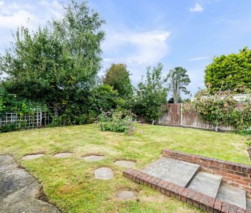 4 bedroom detached bungalow to rent - Photo 6