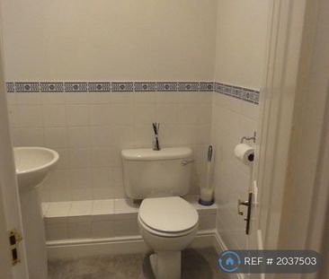 1 bedroom flat to rent - Photo 6