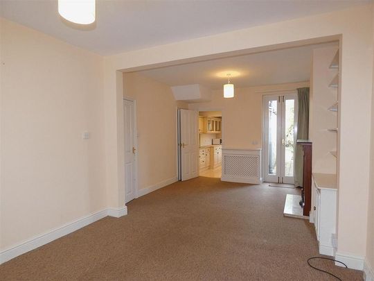 2 bedroom house to rent - Photo 1