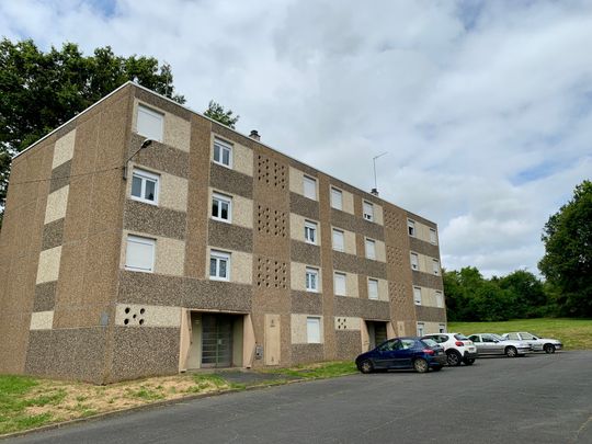 Appartement T2 refait à neuf à Saint Amand en Puisaye - Photo 1