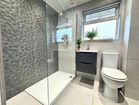 54 Circular Road, Newtownards, BT23 4BN - Photo 5