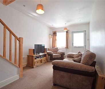 1 bedroom semi-detached house to rent - Photo 2
