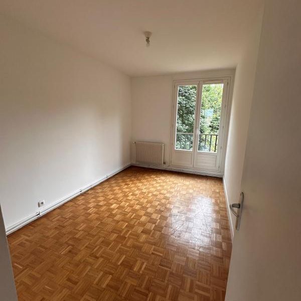APPARTEMENT TYPE 4 69m2 CLAIX ALLEE DES JARDINS - Photo 1