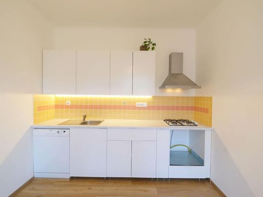Pronájem bytu 2+1 72 m2 - Фото 1