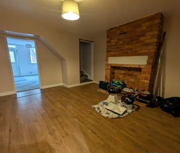 3 bedroom terraced house to rent - Photo 3