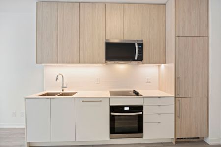 For Lease - 8 Walder Lane Unit# H108, Richmond Hill, Ontario - Photo 2