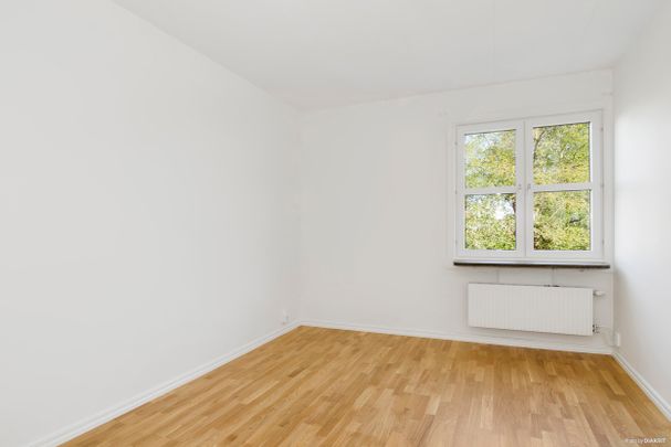 Frejagatan 8 - Foto 1