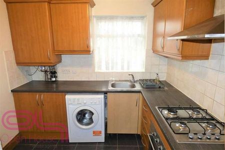 Lampton Road, Hounslow, TW3 - Photo 2