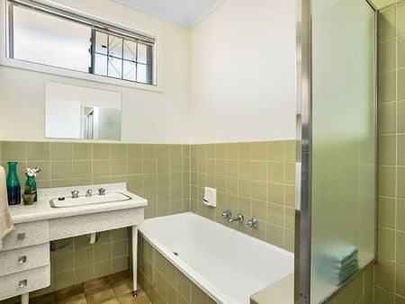 4/30 Simpsons Road, Box Hill - Photo 4