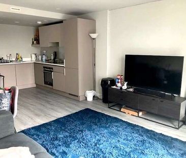 AVAILABLE NOW | 1 BED FULLY FURNISHED | Located on the ninth floor ... - Photo 2