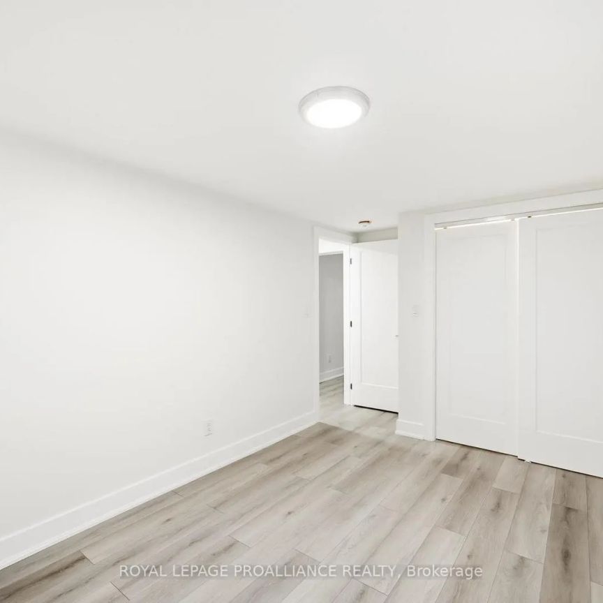 45 HAMILTON AVENUE - Photo 1