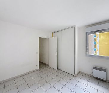 Location Appartement 2 pièces 48m² AVIGNON 84000 - Photo 2