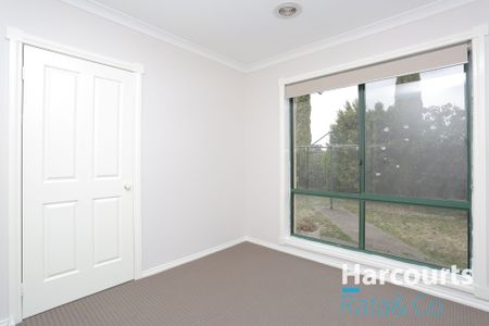 A Beautiful Blend of Comfort and Convenience - Photo 3