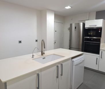 4 room luxury Apartment for rent in Valencia, Spain - Photo 5