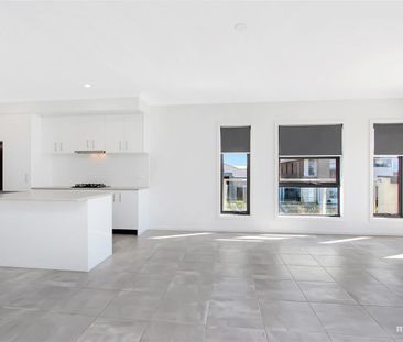 Three Bedroom In Wyndham Harbour - Photo 1