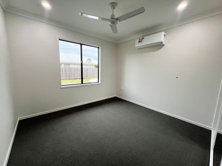 1 Thornbill Lane, Andergrove - Photo 3