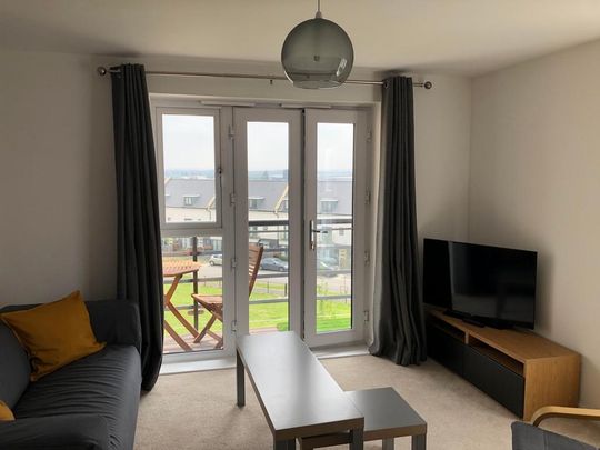 2 bedroom flat to rent - Photo 1