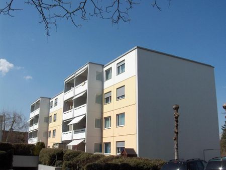 Helle 5 Zimmer Wohnung im 2. OG im Zentrum von Volketswil - Photo 3