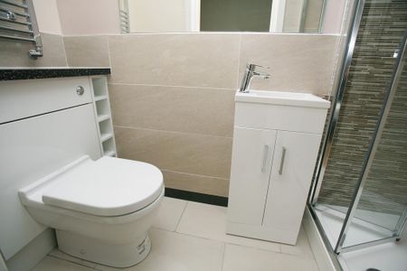 2 bedroom apartment to rent - Photo 5